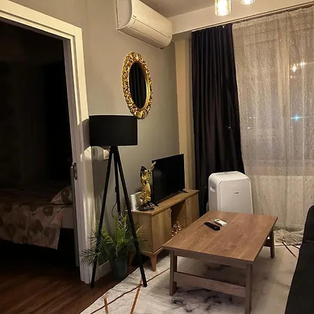 Apartament The Riyal