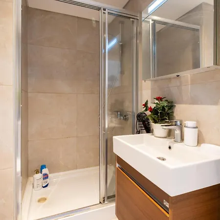 Apartament The Riyal Stambuł