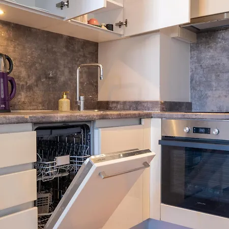 The Riyal Apartament